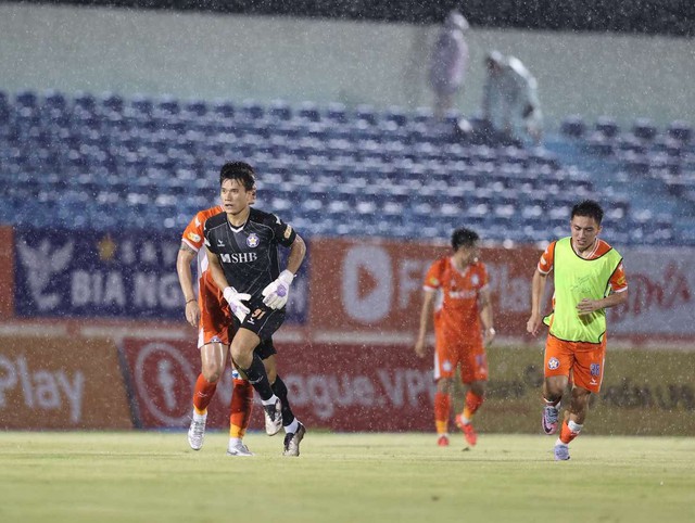 Lịch thi đấu V-League hôm nay: HAGL vượt thác, Nam Định mà thua sẽ khó vô địch Lịch thi đấu V-League hôm nay: HAGL vượt thác, Nam Định mà thua sẽ khó vô địch