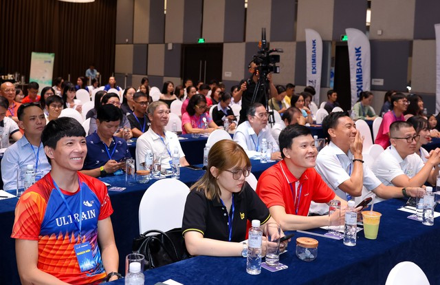 Sức hút ngày càng lớn của giải chạy đêm TP.HCM lần 4 Sức hút ngày càng lớn của giải chạy đêm TP.HCM lần 4