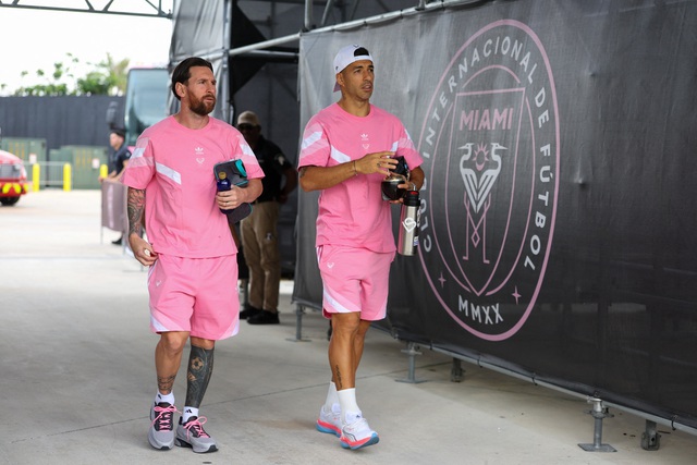 Sáng tỏ tương lai của Messi tại Inter Miami, CĐV Mỹ mừng lớn- Ảnh 1. Sáng tỏ tương lai của Messi tại Inter Miami, CĐV Mỹ mừng lớn- Ảnh 1.