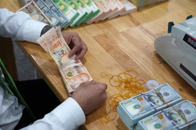 Giá USD hôm nay 17.5.2026: Tăng suốt tuần đẩy bảng Anh, yen Nhật giảm sâu - Ảnh 1. Giá USD hôm nay 17.5.2026: - Ảnh 1.
