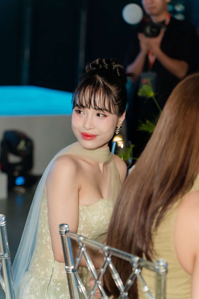 Ca nương Kiều Anh nói gì khi bị nhận xét ‘bỏ phí tài năng’? Ca nương Kiều Anh nói gì khi bị nhận xét ‘bỏ phí tài năng’?