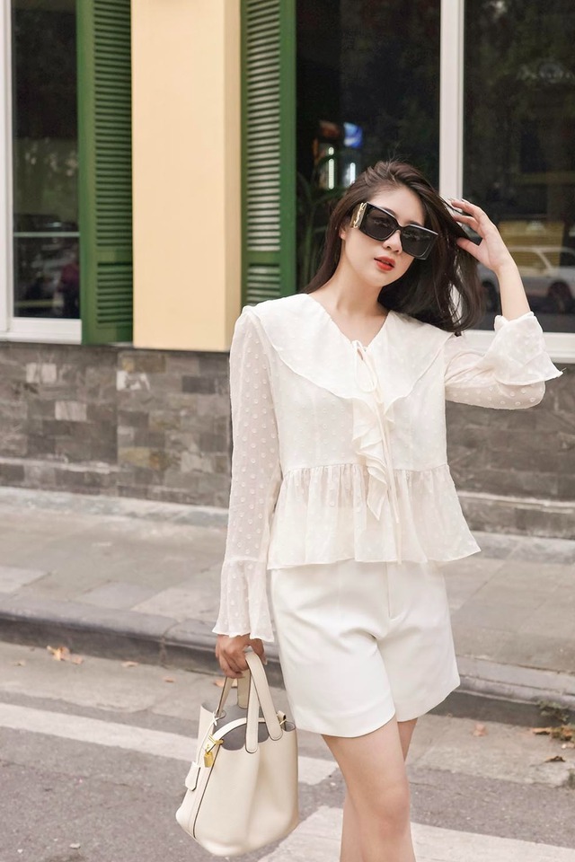 Bản hòa tấu sắc trắng cho ngày hè 'bỏng cháy'- Ảnh 5. Bản hòa tấu sắc trắng cho ngày hè 'bỏng cháy'- Ảnh 5.
