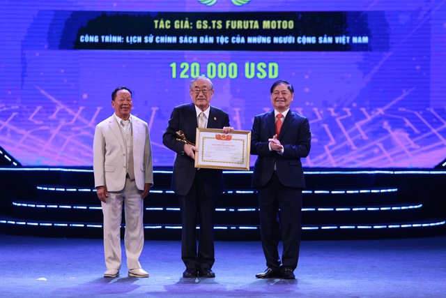 Giáo sư Nhật Bản nghiên cứu về chính sách dân tộc của Việt Nam Giáo sư Nhật Bản nghiên cứu về chính sách dân tộc của Việt Nam