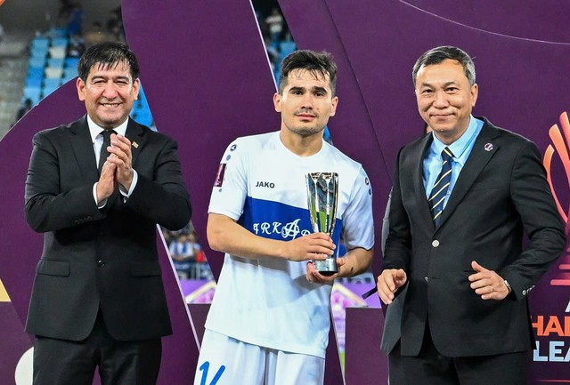 Chủ tịch VFF Trần Quốc Tuấn làm điều đặc biệt ở chung kết AFC Challenge League - Ảnh 1.