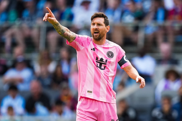 Cực sốc: Giá vé xem Messi cực đắt, tăng phi mã lên đến gần 130 triệu đồng/vé - Ảnh 2. Cực sốc: Giá vé xem Messi cực đắt, tăng phi mã lên đến gần 130 triệu đồng/vé - Ảnh 2.