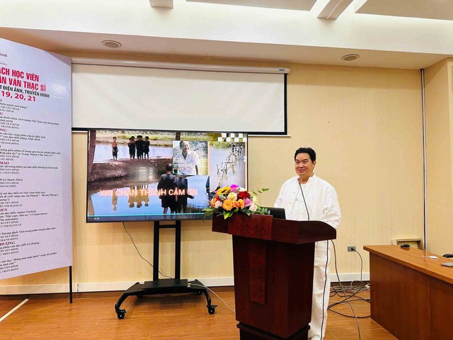 Sao Việt trở lại giảng đường ở tuổi ngoài 35- Ảnh 1. Sao Việt trở lại giảng đường ở tuổi ngoài 35- Ảnh 1.