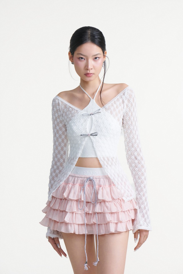 Khi những khoảng hở 'cut out' trở thành điểm nhấn gợi cảm - Ảnh 4.