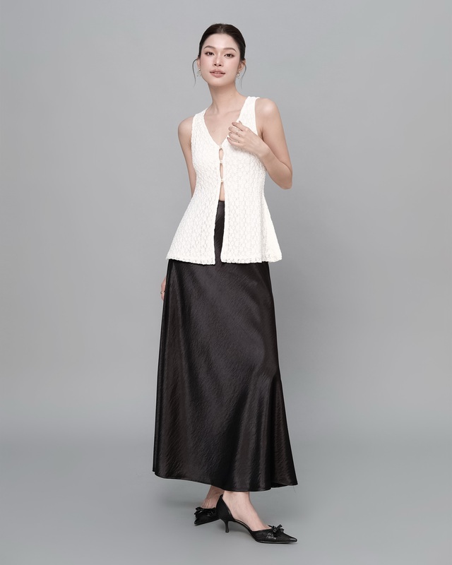 Khi những khoảng hở 'cut out' trở thành điểm nhấn gợi cảm - Ảnh 5.