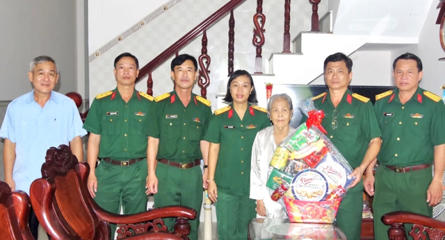 Huyền thoại 'cô gái hái bom' giữa rừng U Minh Hạ - Ảnh 3.