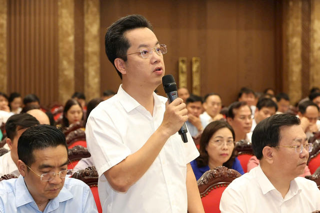 Hà Nội quyết không để ‘sót’ cán bộ tốt khi sắp xếp xã, phường Hà Nội quyết không để ‘sót’ cán bộ tốt khi sắp xếp xã, phường