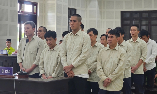 Sách giáo khoa giả tuồn ra thị trường nhờ chiết khấu khủng đến 69% - Ảnh 1.