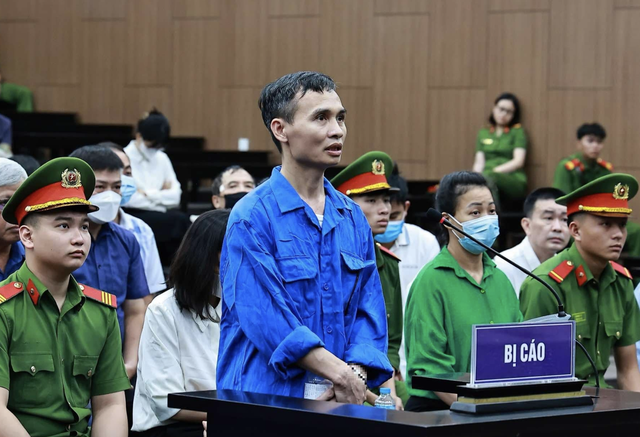 Lời khai bất ngờ của chủ tịch công ty ‘tuồn’ đất hiếm sang Trung Quốc Lời khai bất ngờ của chủ tịch công ty ‘tuồn’ đất hiếm sang Trung Quốc