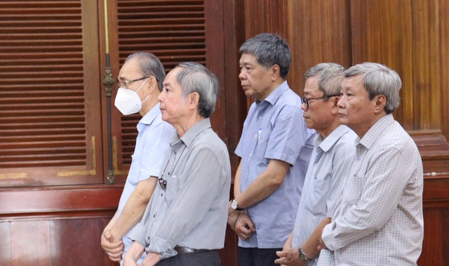 Sai phạm tại 132 Bến Vân Đồn: Buộc Công ty Nguyễn Kim nộp lại hơn 68,7 tỉ Sai phạm tại 132 Bến Vân Đồn: Buộc Công ty Nguyễn Kim nộp lại hơn 68,7 tỉ