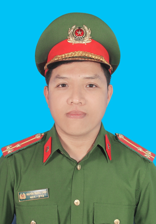 Thượng úy cảnh sát với 102 cuộc tuyên truyền pháp luật