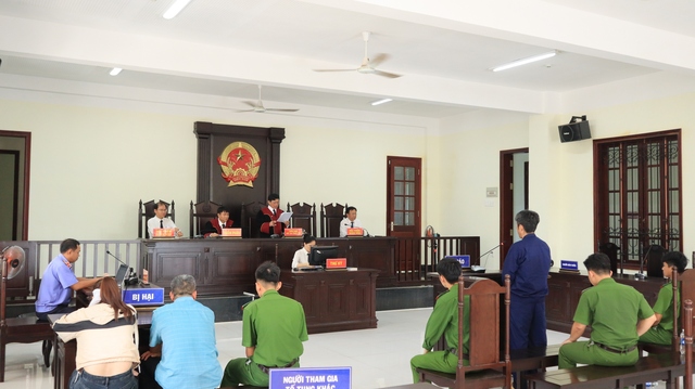 Bình Phước: Tử hình bị cáo dùng búa sát hại chủ nợ, chôn xác phi tang Bình Phước: Tử hình bị cáo dùng búa sát hại chủ nợ, chôn xác phi tang