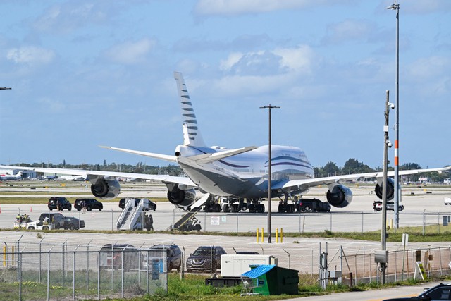 Biến máy bay Boeing của Qatar thành chuyên cơ Tổng thống Mỹ phải tốn cả tỉ USD Biến máy bay Boeing của Qatar thành chuyên cơ Tổng thống Mỹ phải tốn cả tỉ USD