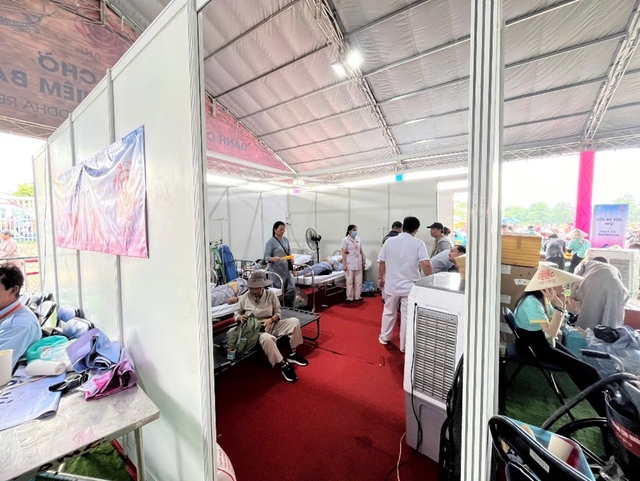 Gần 600 người được hỗ trợ y tế tại đại lễ Vesak 2025 - Ảnh 3.
