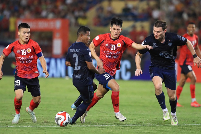HLV Polking nói lời gan ruột, HLV Buriram ‘tôi không thích cách đá của CLB CAHN’ HLV Polking nói lời gan ruột, HLV Buriram ‘tôi không thích cách đá của CLB CAHN’