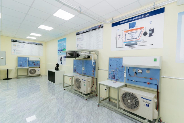 Cơ hội tiếp cận giải pháp HVAC từ Panasonic cho sinh viên Đại học Công Nghiệp TP.HCM- Ảnh 3. Cơ hội tiếp cận giải pháp HVAC từ Panasonic cho sinh viên Đại học Công Nghiệp TP.HCM- Ảnh 3.
