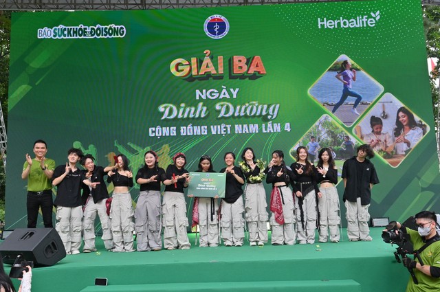 Herbalife chung tay để tạo nên một Việt Nam khỏe mạnh, phát triển- Ảnh 4. Herbalife chung tay để tạo nên một Việt Nam khỏe mạnh, phát triển- Ảnh 4.
