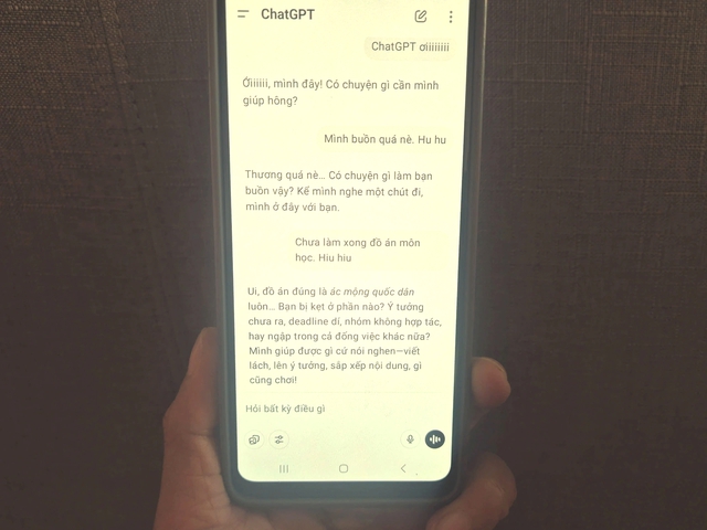 Chọn ChatGPT để trút gửi tâm tư, nỗi lòng - Ảnh 2.