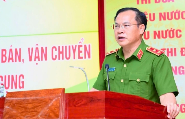 Vụ án ma túy ở Quảng Ninh: Khởi tố 17 bị can, thu 38 bánh heroin Vụ án ma túy ở Quảng Ninh: Khởi tố 17 bị can, thu 38 bánh heroin