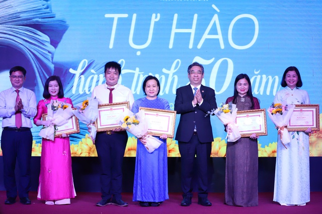 Tự hào hành trình 50 năm Báo Phụ nữ TP.HCM- Ảnh 5. Tự hào hành trình 50 năm Báo Phụ nữ TP.HCM- Ảnh 5.