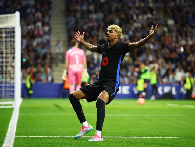 Yamal tạo thống kê khủng trong ngày Barcelona vô địch La Liga trước 2 vòng đấu