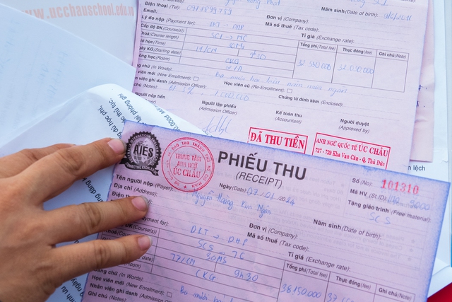 Thu hàng tỉ đồng, trung tâm tiếng Anh 'sửa chữa' rồi mất tăm, phụ huynh tá hỏa - Ảnh 4.