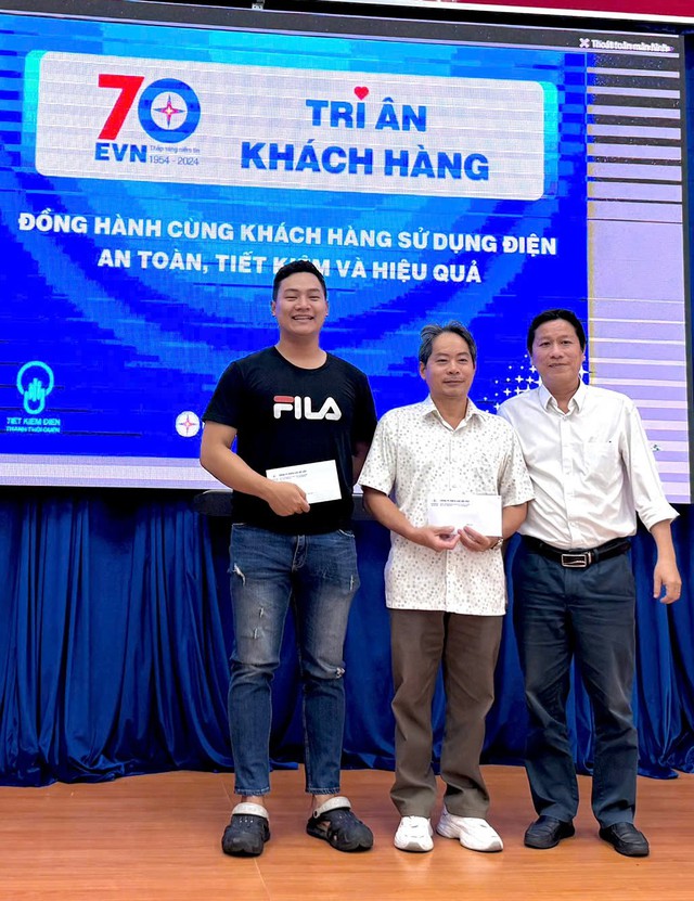 Tiết kiệm điện tưởng chừng giản đơn, nhưng thực ra là bài học sống còn - Ảnh 3.