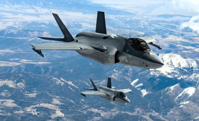 Ông Trump muốn có nâng cấp ‘siêu F-35’ 2 động cơ Ông Trump muốn có nâng cấp ‘siêu F-35’ 2 động cơ