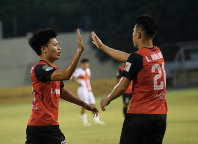 Bảng xếp hạng giải hạng nhất: Bình Phước của Công Phượng sắp đá play-off, Hoàng Đức trở lại V-League Bảng xếp hạng giải hạng nhất: Bình Phước của Công Phượng sắp đá play-off, Hoàng Đức trở lại V-League