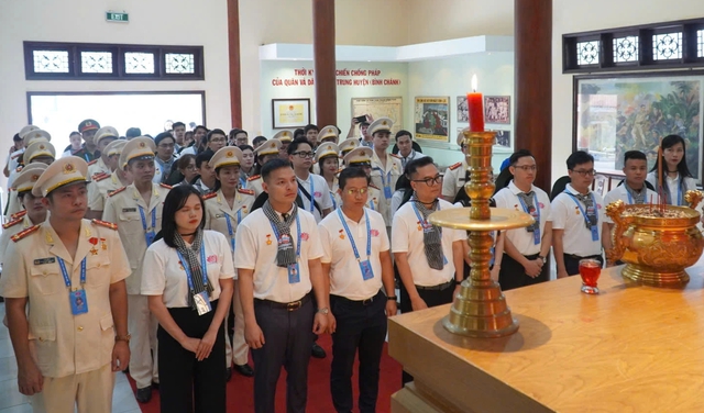 Về những địa danh đã đi vào trang sử oai hùng Về những địa danh đã đi vào trang sử oai hùng