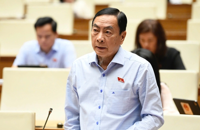 ‘Để người dân ‘dùng nhầm’ hàng giả, cơ quan quản lý phải chịu trách nhiệm’ ‘Để người dân ‘dùng nhầm’ hàng giả, cơ quan quản lý phải chịu trách nhiệm’