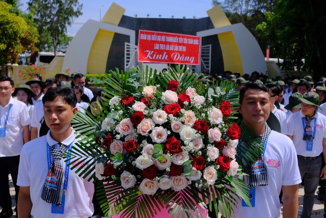 Tinh thần Thanh niên trong việc tri ân các người hùng bảo vệ Tổ quốc - Ảnh 3. Tinh thần Thanh niên trong việc tri ân các người hùng bảo vệ Tổ quốc - Ảnh 3.