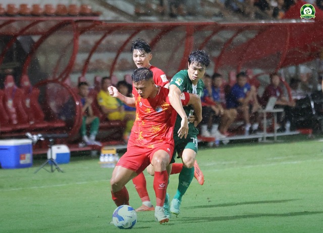 Đội tuyển Việt Nam mạnh hơn nếu thầy Kim trao cơ hội cho Công Phượng?- Ảnh 2. Đội tuyển Việt Nam mạnh hơn nếu thầy Kim trao cơ hội cho Công Phượng?- Ảnh 2.