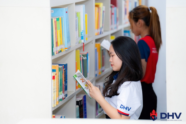 Hành trang vững vàng cùng học bổng 'Hào khí Hùng Vương' và 'Đôi bạn cùng tiến' - Ảnh 1.