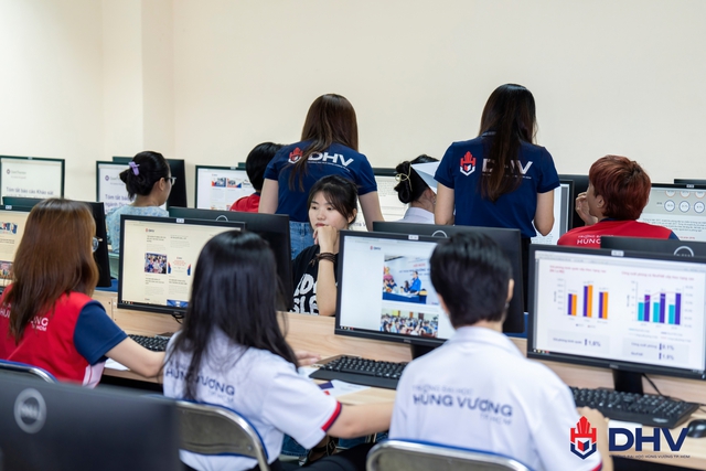 Hành trang vững vàng cùng học bổng 'Hào khí Hùng Vương' và 'Đôi bạn cùng tiến' - Ảnh 2.