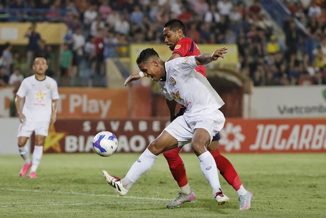 V&igrave; sao cầu thủ Việt kiều kh&oacute; th&iacute;ch nghi?- Ảnh 1.