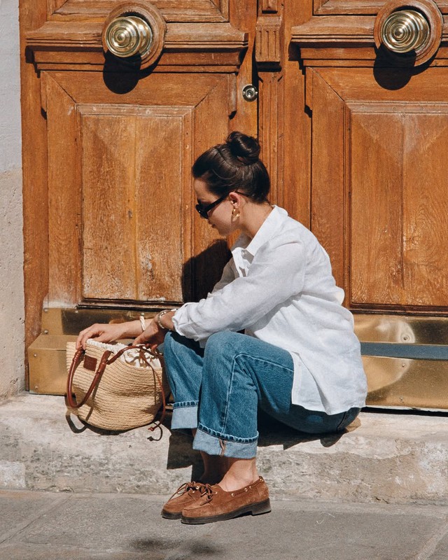 Cách mặc quần jeans mùa hè đẹp nhất - Ảnh 6.