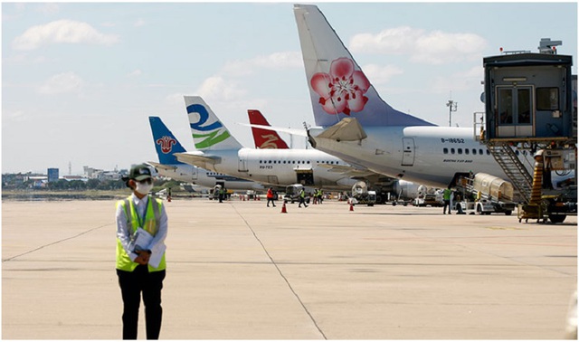 Thủ tướng Campuchia phản ứng về tin b&aacute;n s&acirc;n bay quốc tế Phnom Penh - Ảnh 1.