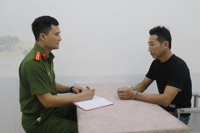 Phụ huynh vào trường hành hung nữ giáo viên do… say rượu Phụ huynh vào trường hành hung nữ giáo viên do… say rượu