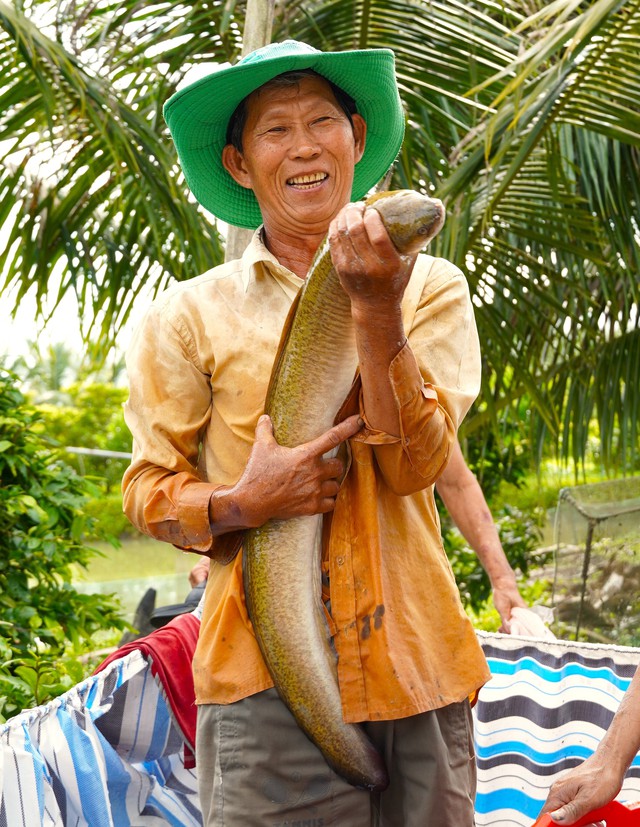 ‘Vua’ cá chình miền Tây: Hành trình làm giàu từ 1 ha đất cằn cỗi ‘Vua’ cá chình miền Tây: Hành trình làm giàu từ 1 ha đất cằn cỗi