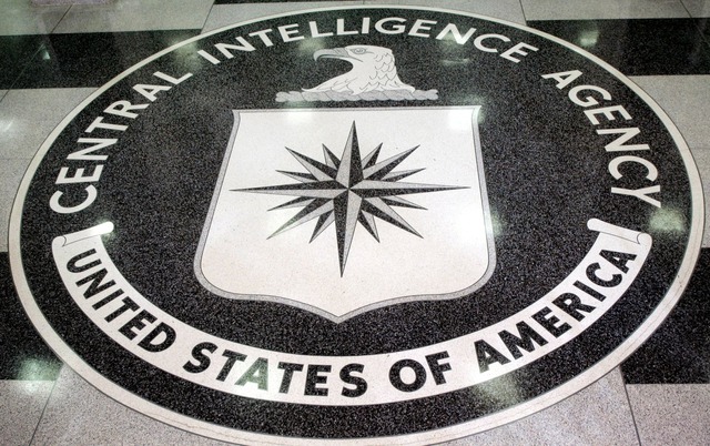 CIA công khai tung video lôi kéo quan chức Trung Quốc tiết lộ bí mật CIA công khai tung video lôi kéo quan chức Trung Quốc tiết lộ bí mật