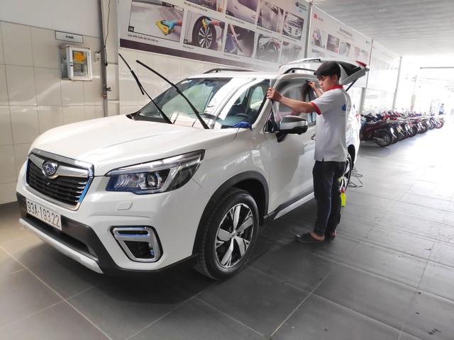 Phim cách nhiệt càng tối màu, chống nóng càng tốt liệu có đúng? - Ảnh 2. Quan niệm dán phim cách nhiệt càng tối màu chống nóng càng tốt liệu có đúng? - Ảnh 2.