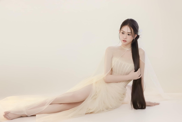 'Hot girl kẹo k&eacute;o' Jee Trần tiết lộ cuộc sống sau 7 năm g&acirc;y ch&uacute; &yacute;- Ảnh 1.