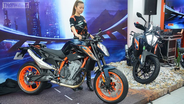 Toàn bộ cửa hàng phân phối mô tô Husqvarna, KTM tại Việt Nam ngừng hoạt động - Ảnh 2.