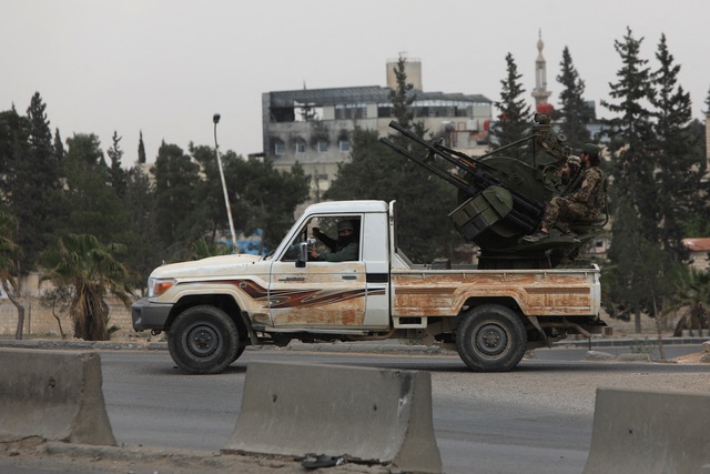 Israel tấn công gần dinh tổng thống ở Syria Israel tấn công gần dinh tổng thống ở Syria