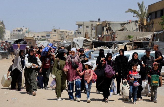 Houthi tuy&ecirc;n bố 'phong tỏa' cảng Haifa của Israel- Ảnh 1.