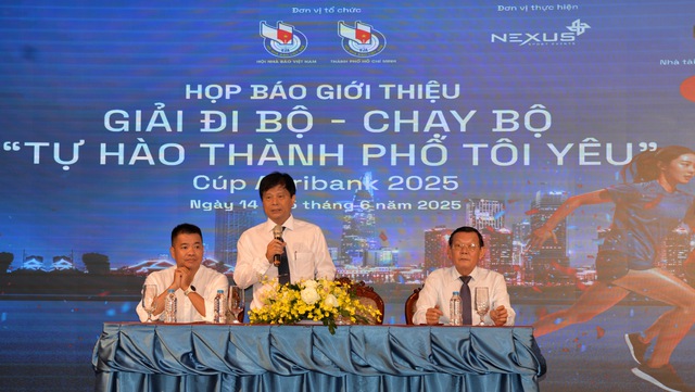 Những bước đi, nhịp chạy đầy ý nghĩa giải điền kinh ‘Tự hào thành phố tôi yêu’ Những bước đi, nhịp chạy đầy ý nghĩa giải điền kinh ‘Tự hào thành phố tôi yêu’